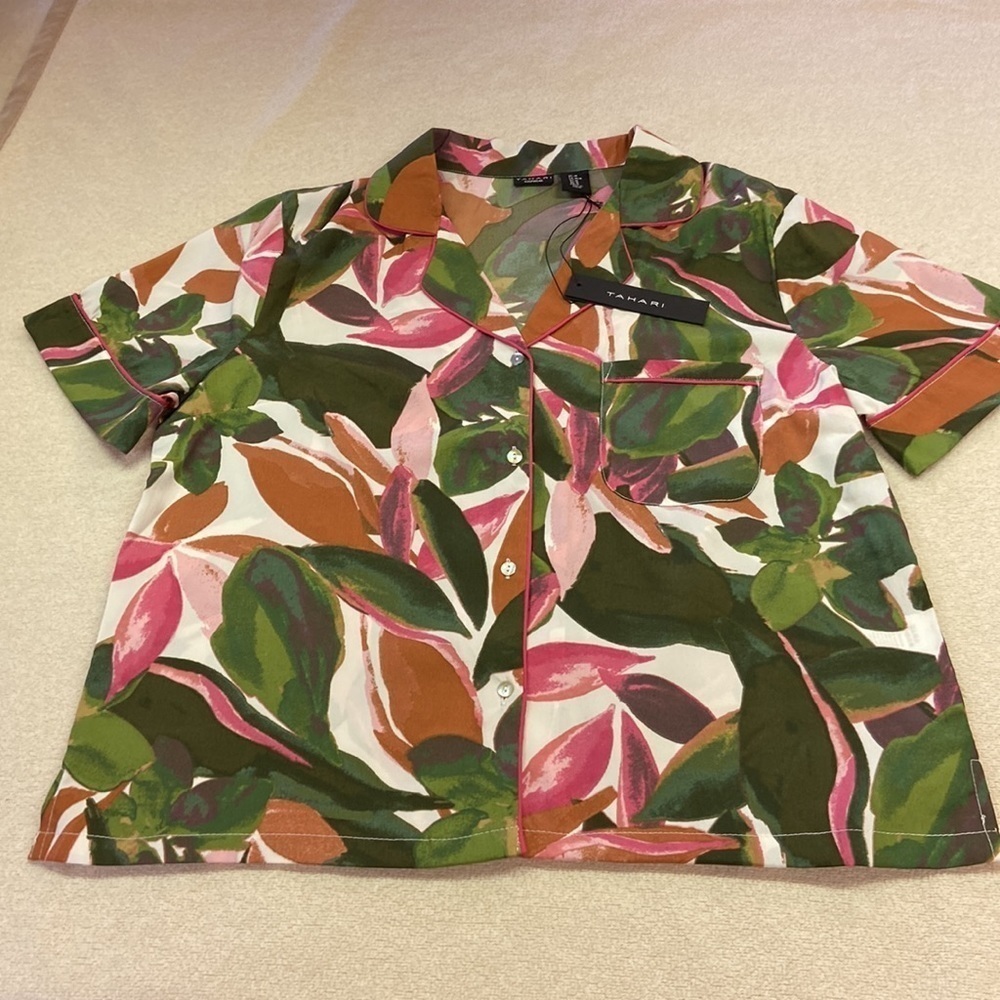 Tahari Sleepwear Set Shortsleeved Long Pants Leaf Print Pattern NWT Size M - Picture 10 of 15